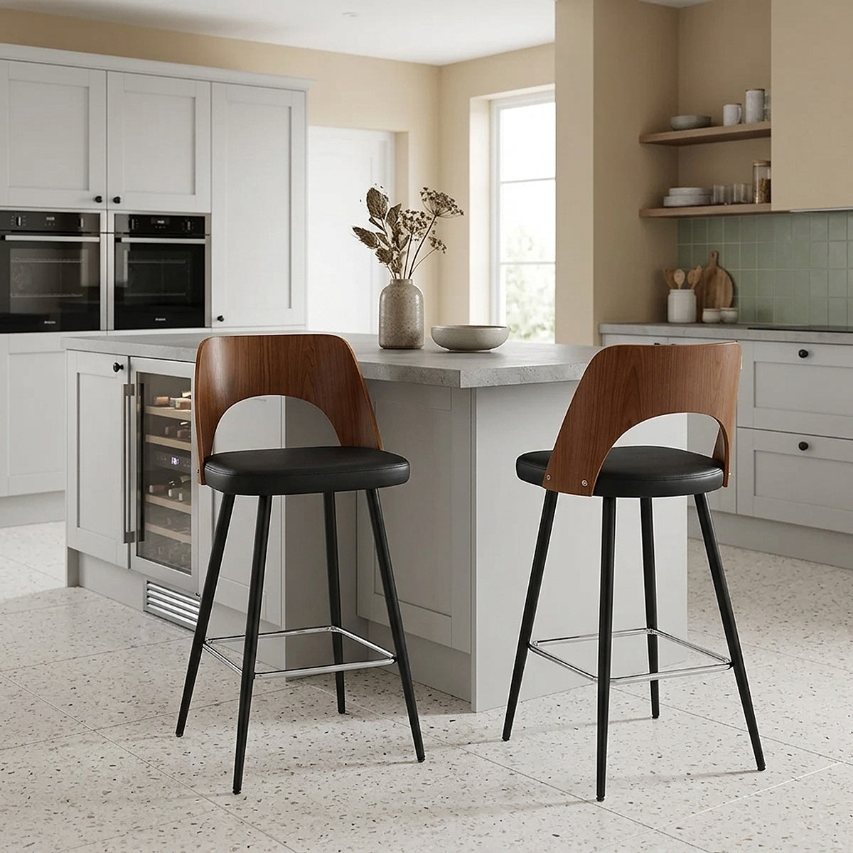 Leo Bar Stool Walnut & Black