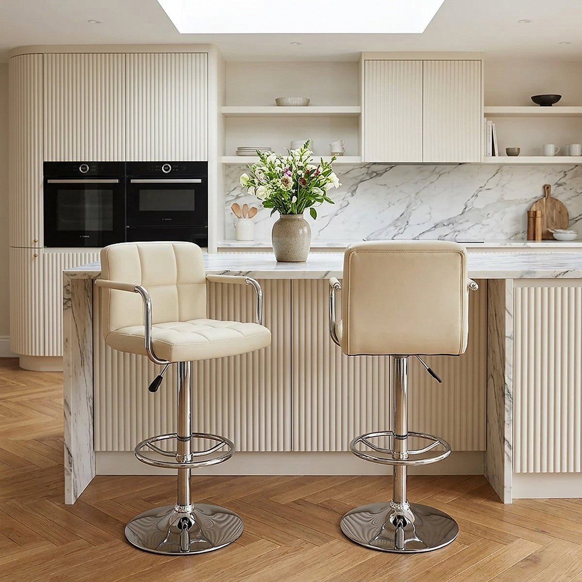 Maze Bar Stool Cream