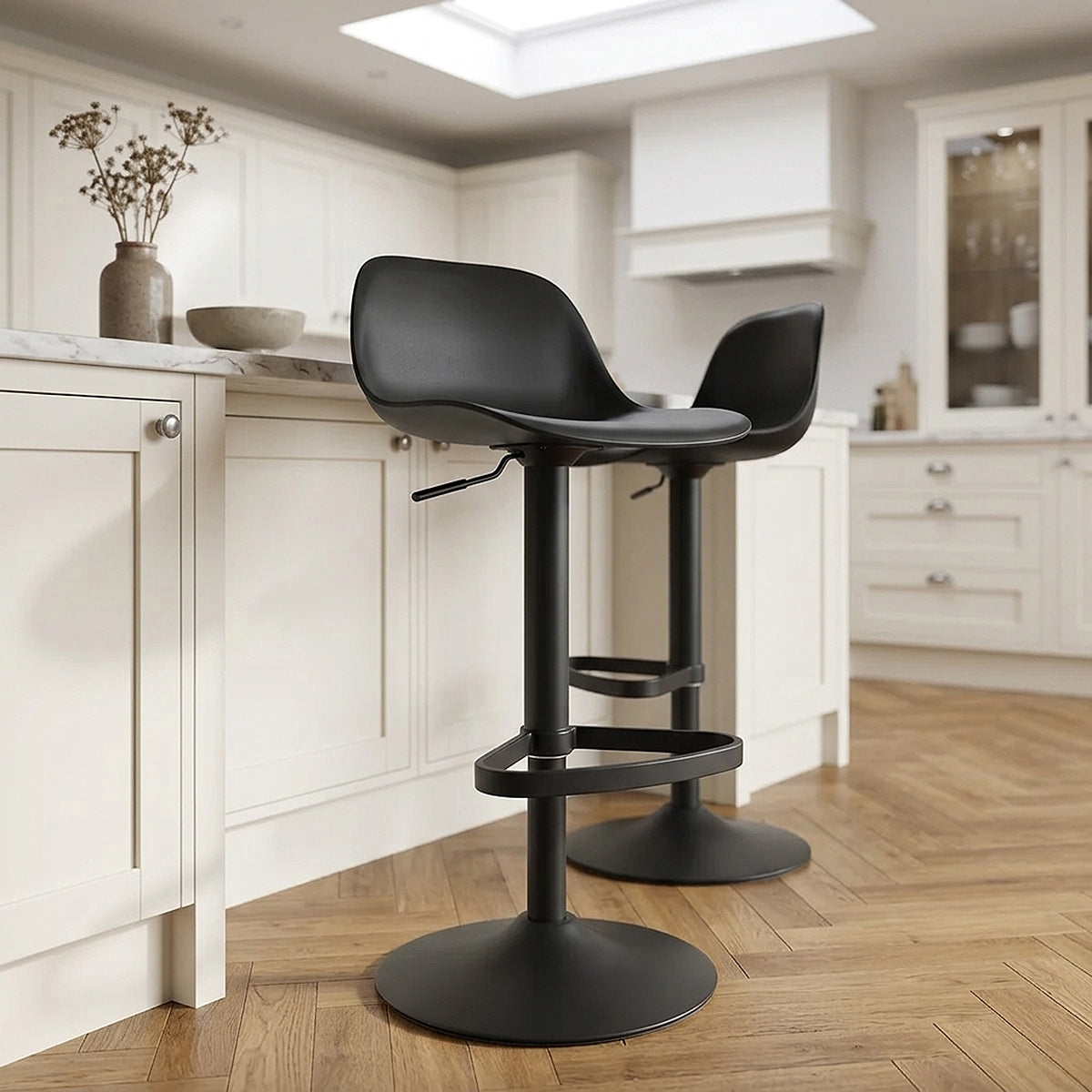 Nero Bar Stool Black