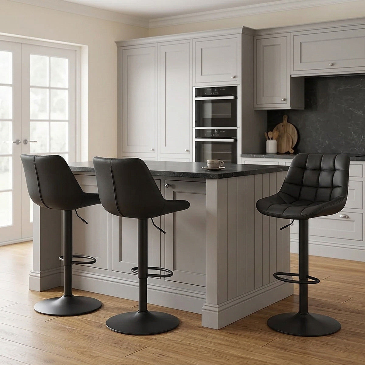 Porto Bar Stool Black Leather