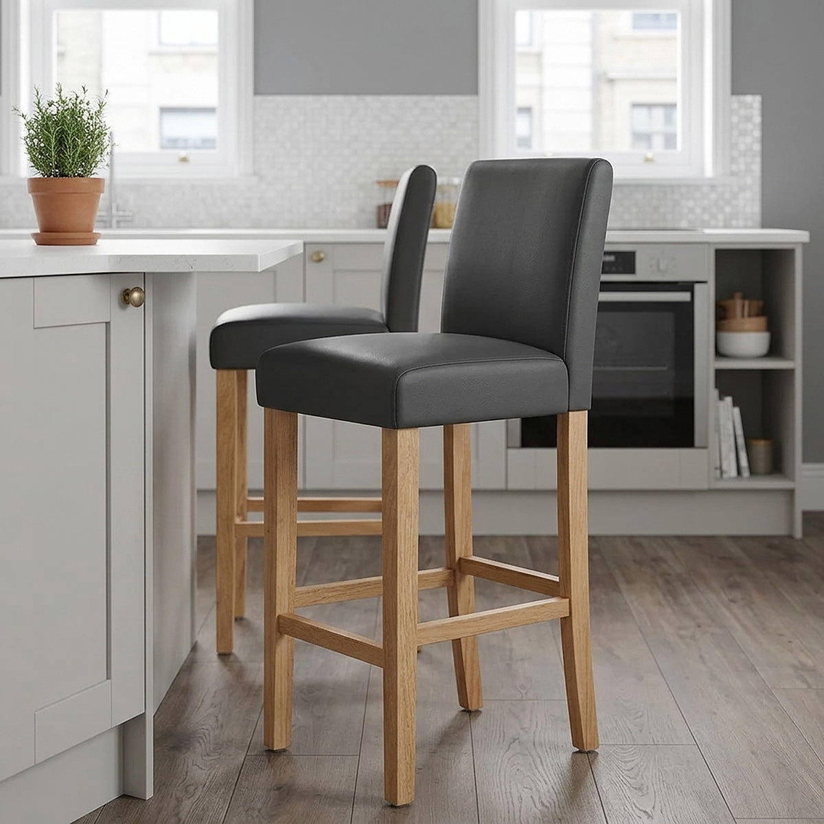 Tetbury Oak Bar Stool Grey Leather